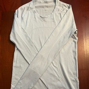 Lululemon swiftly tech size 8 - light blue